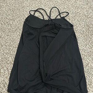 Lululemon crop back built in bra tank